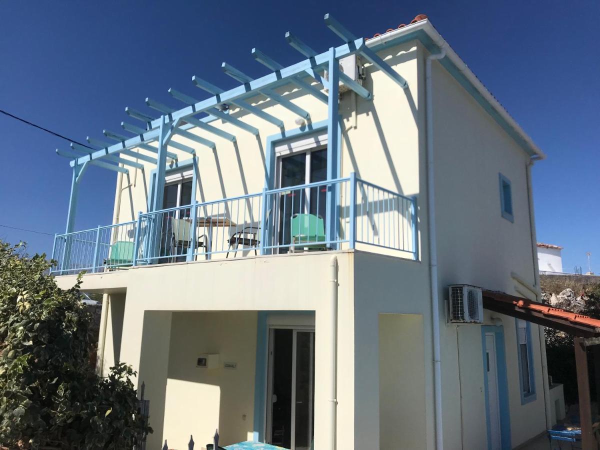 Breathtaking Sea And Mountain Views With Private Pool, Peace Full Relaxing With Wifi Near Shops And Restaurants *
