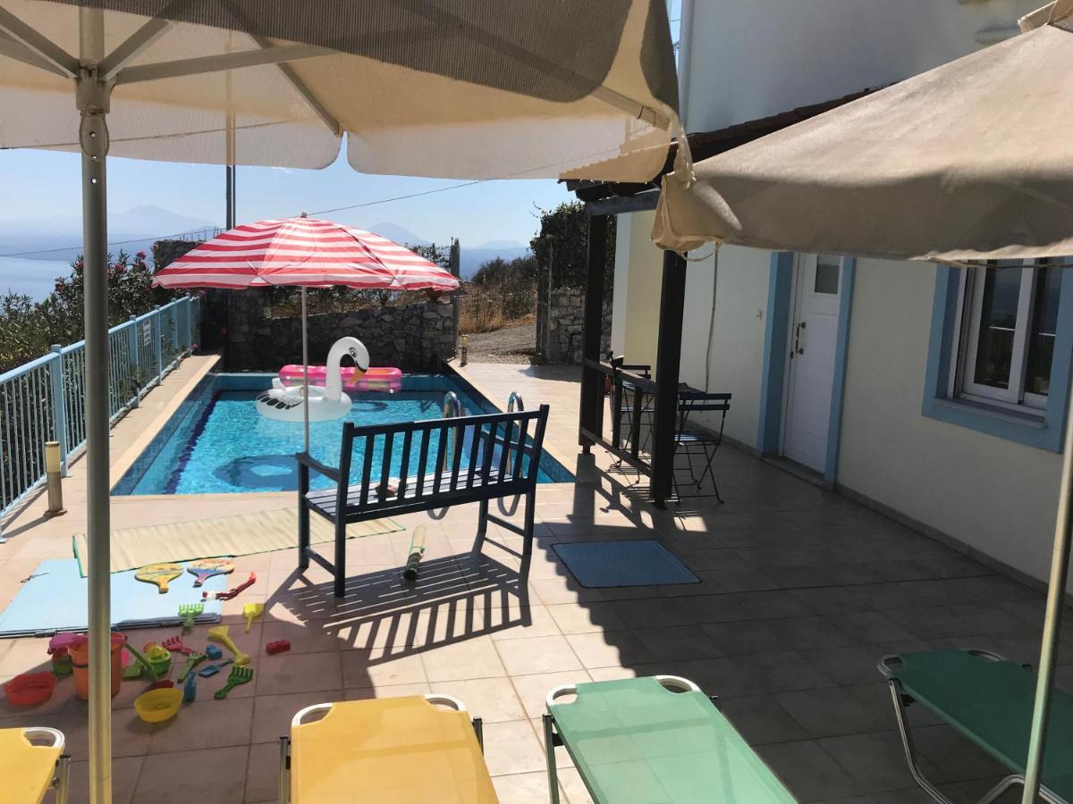 Willa Breathtaking Sea And Mountain Views With Private Pool, Peace Full Relaxing With Wifi Near Shops And Restaurants Chania (Crete)