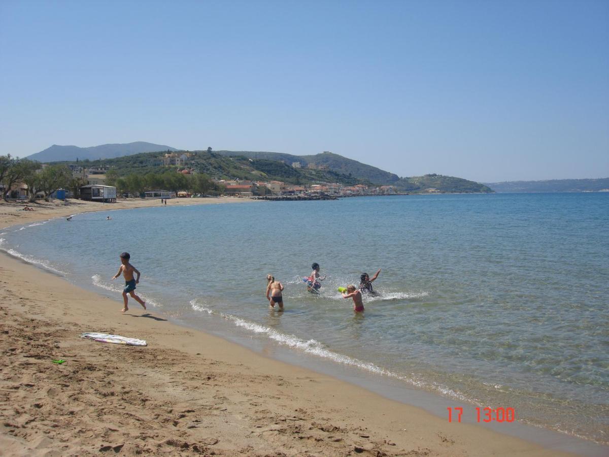 Breathtaking Sea And Mountain Views With Private Pool, Peace Full Relaxing With Wifi Near Shops And Restaurants *